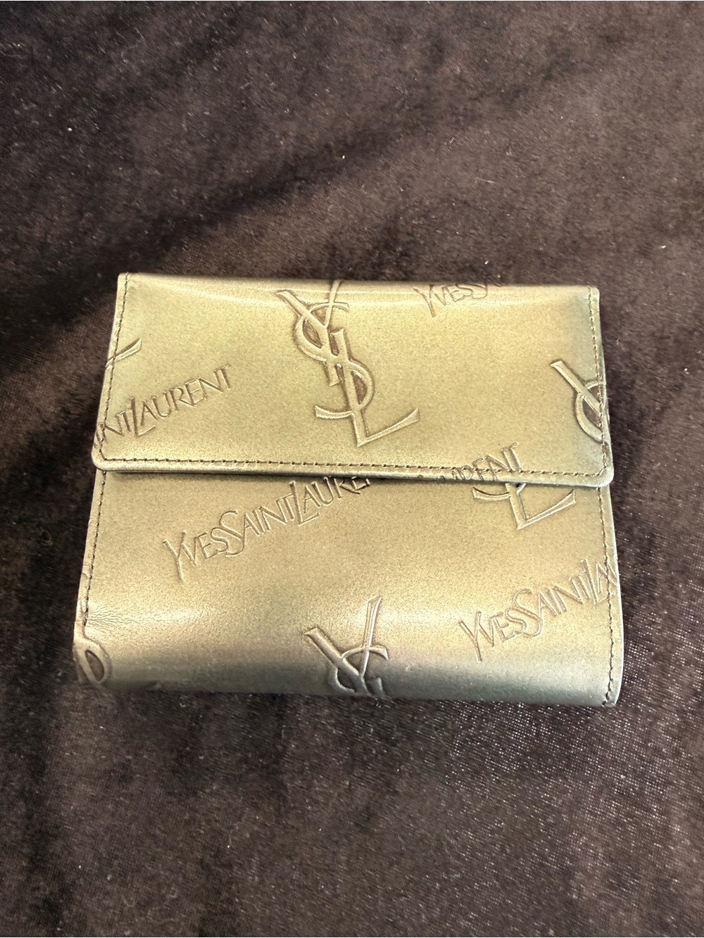 Yves Saint Laurent Vintage Olive Green Embossed Logo wallet/card Holder